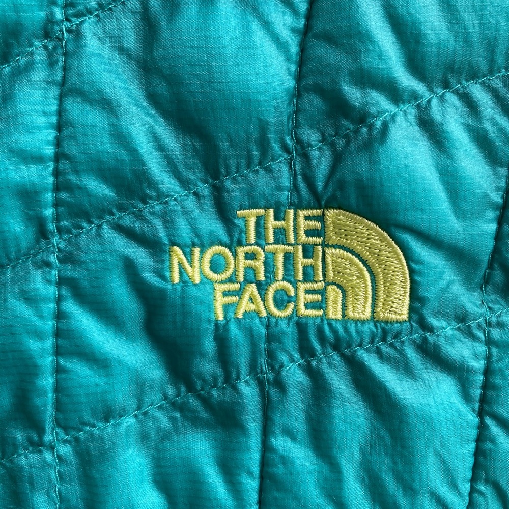 A North Face Vest - Picture 7 of 7